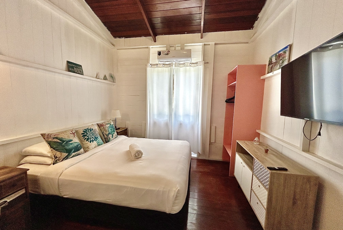 Lighthouse Landing Bedroom 4 double bed scaled
