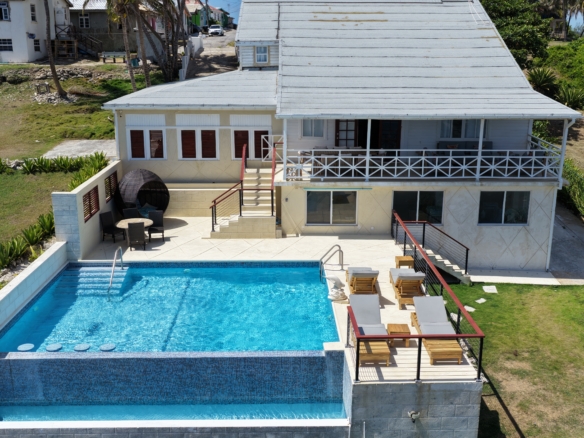 Lighthouse Landing Close up of pool and rear garden scaled