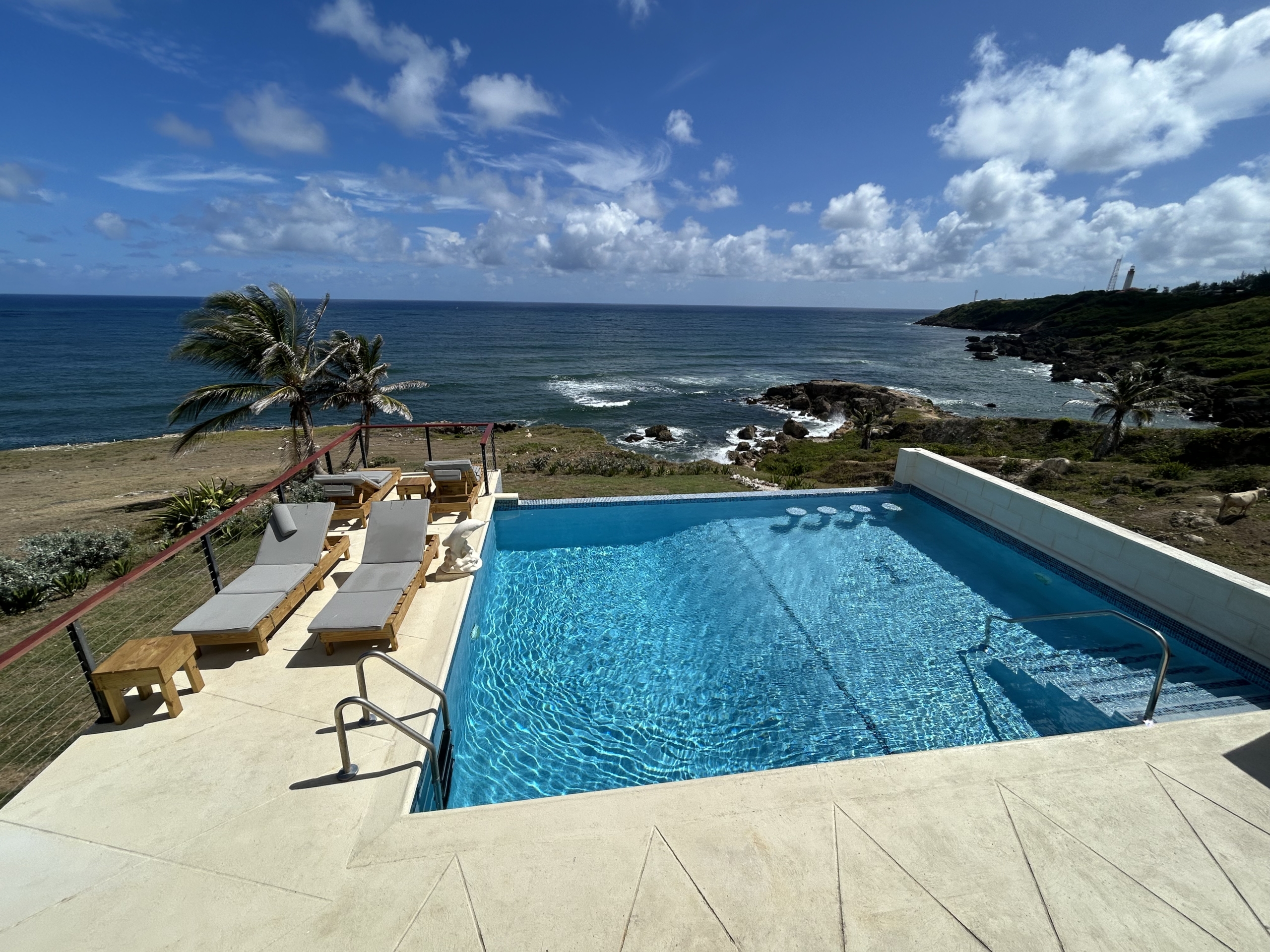 Lighthouse Landing Pool and ocean view scaled