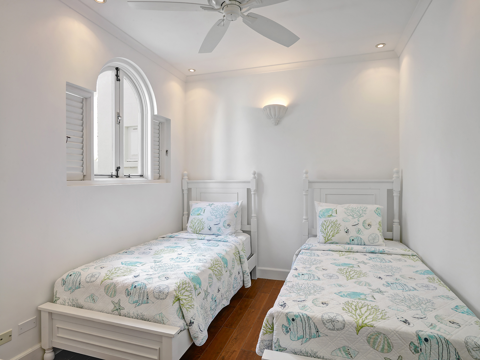 Prospect Ocean Heights Apartment Twin Room