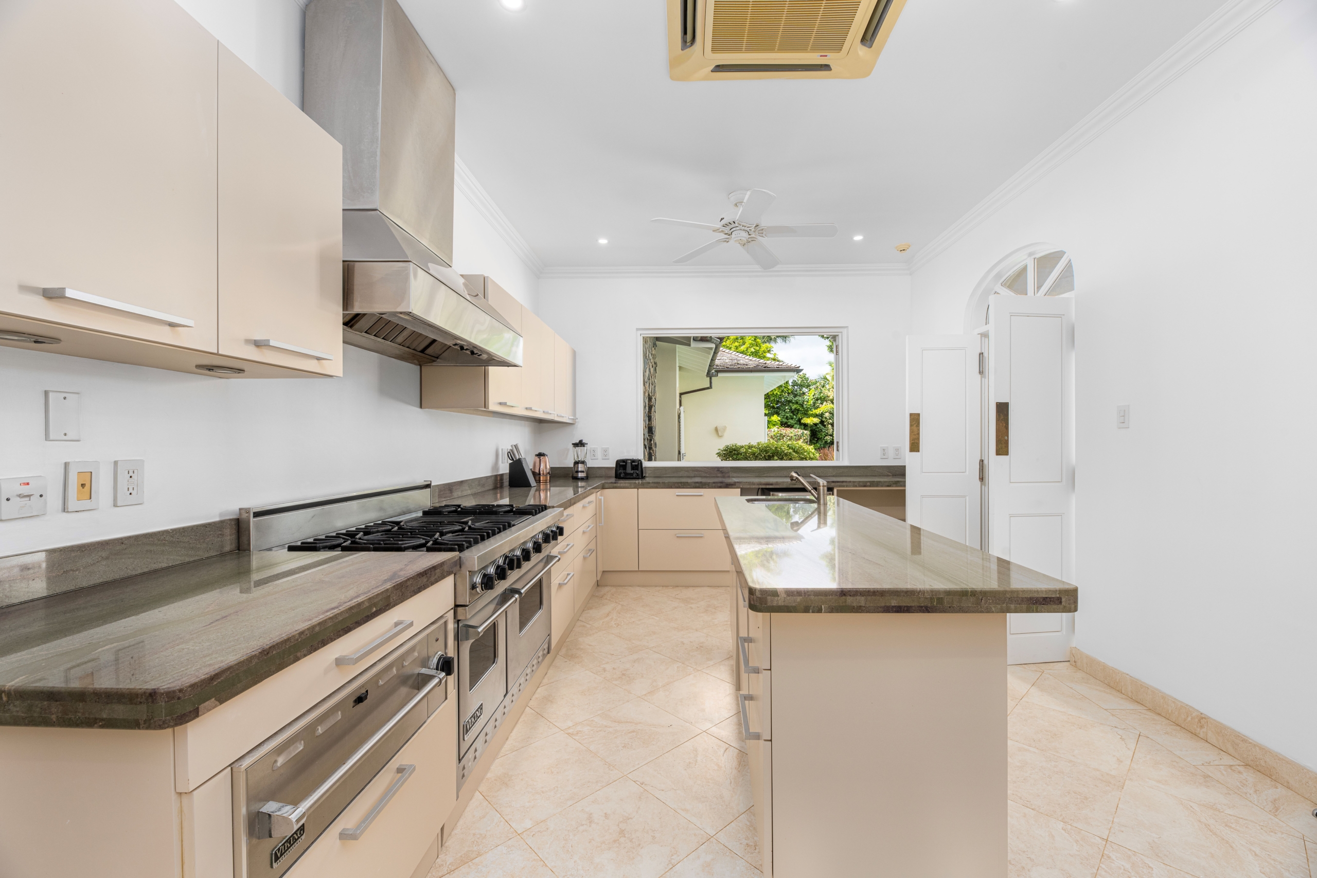 Westland Heights Kitchen resize 1 scaled