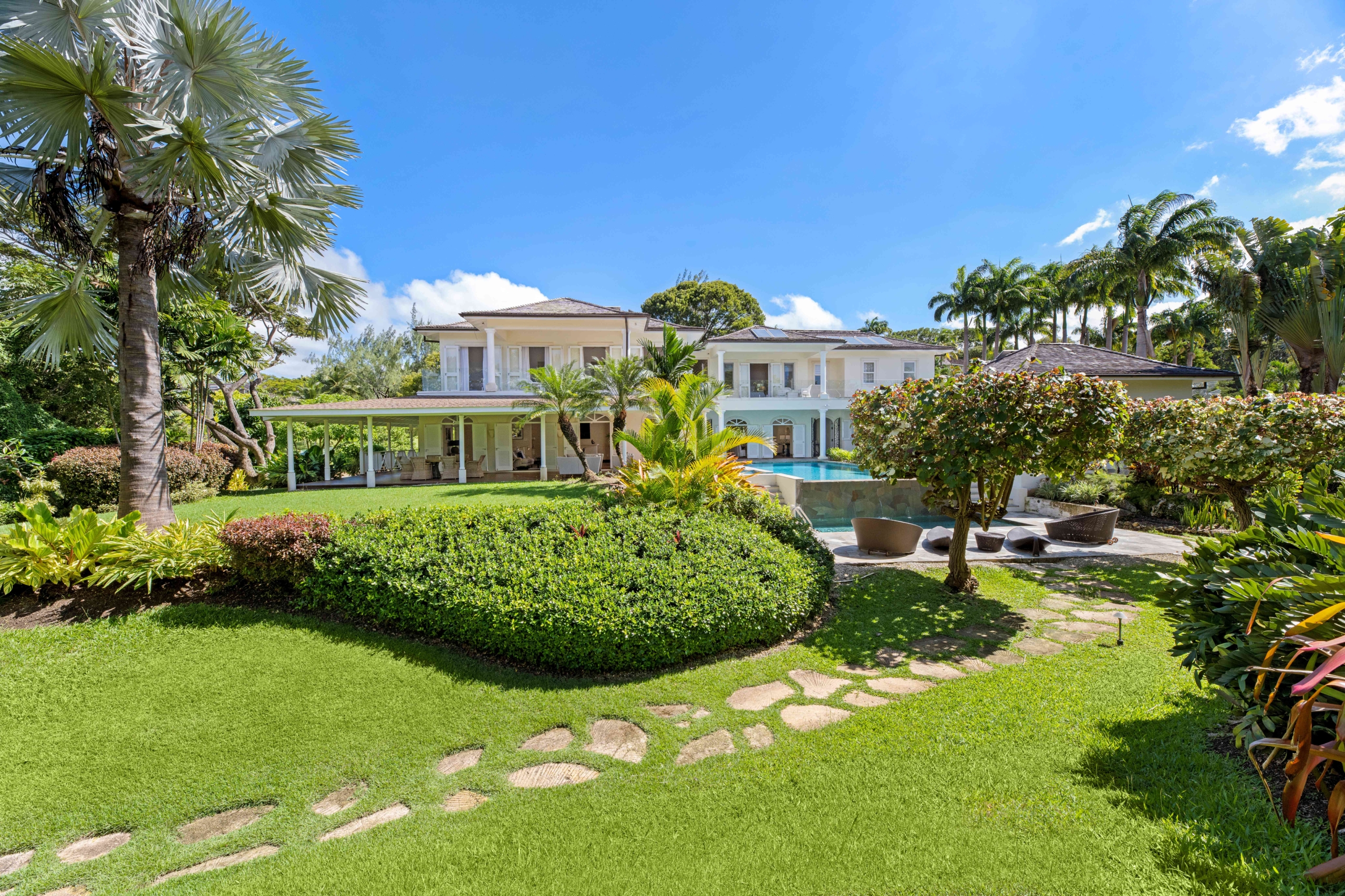 Westland Heights Main House Garden View resize 1 scaled