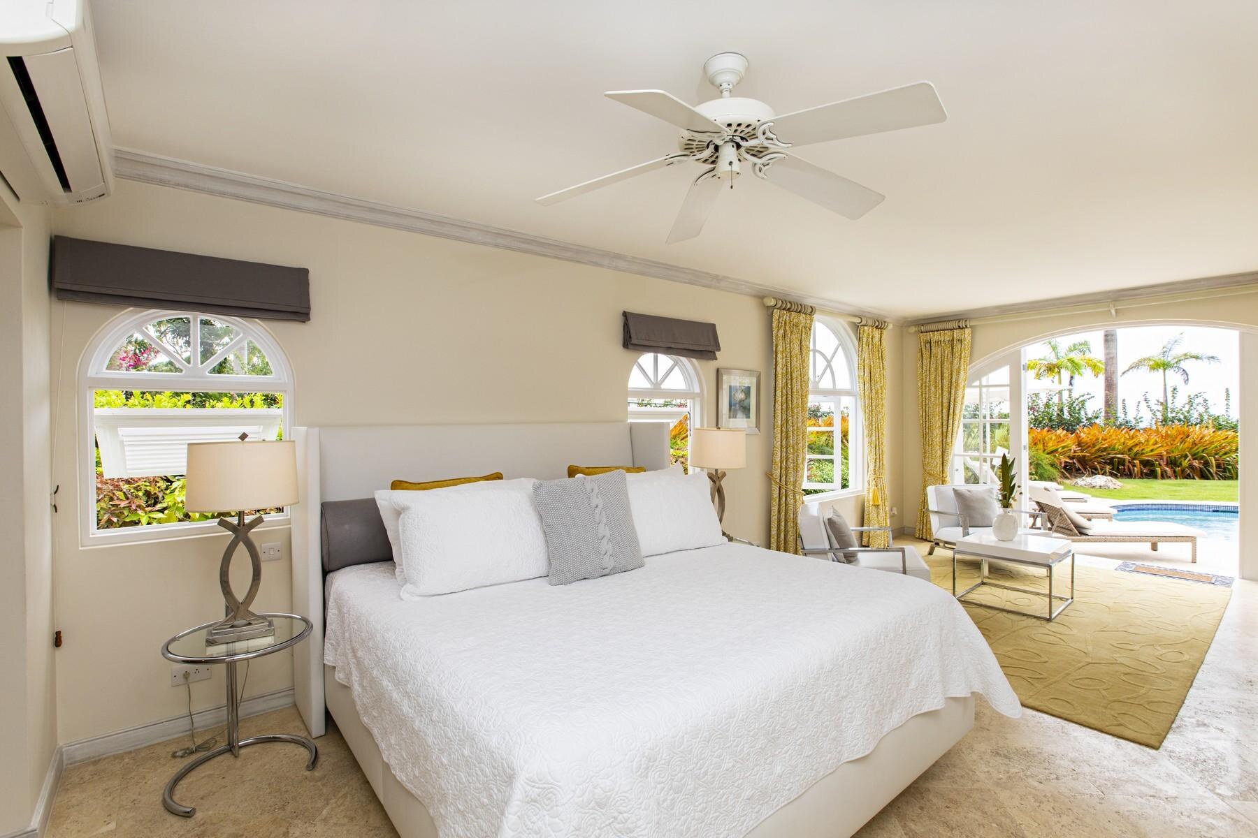 8590 Royal Villa 1 13