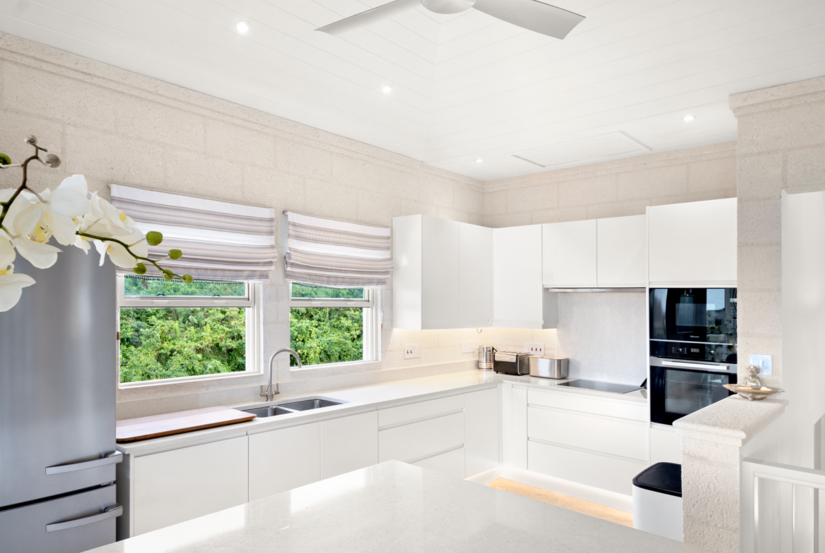 Mahogany Heights No.1 10 Kitchen 02