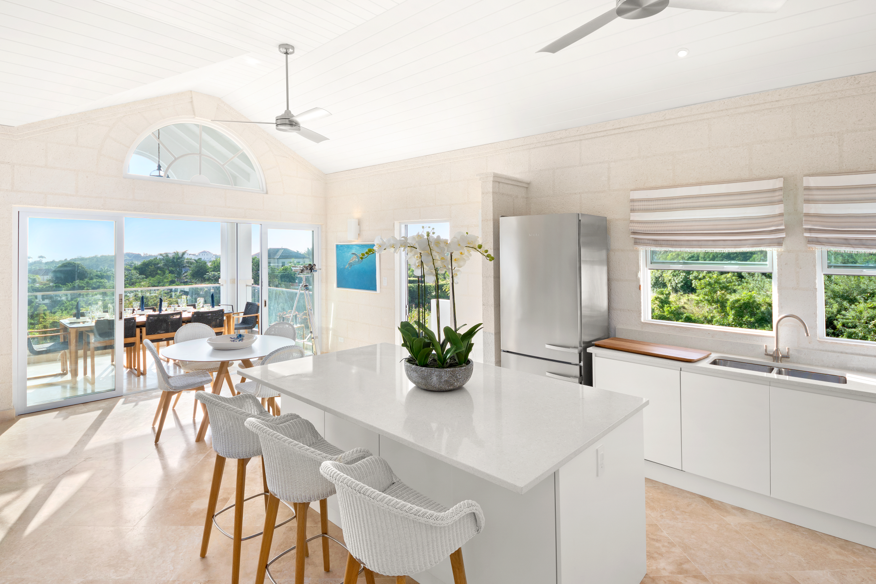 Mahogany Heights No.1 11 Kitchen 03