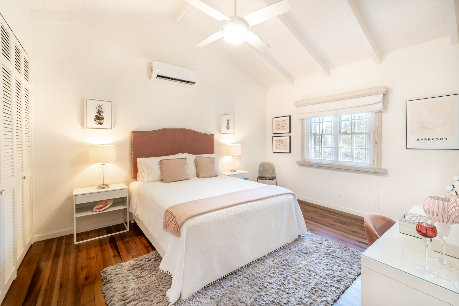 Palm Tree Villa Bedroom 3 Queen Bed