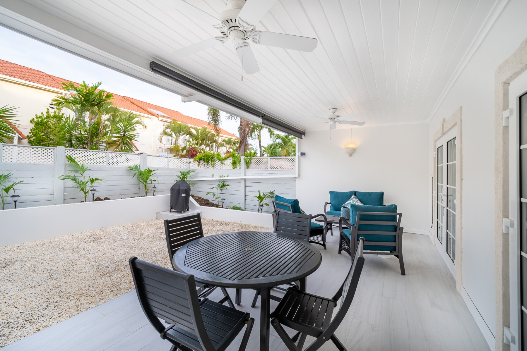 Porters Porters Gate 19 outdoor dining area