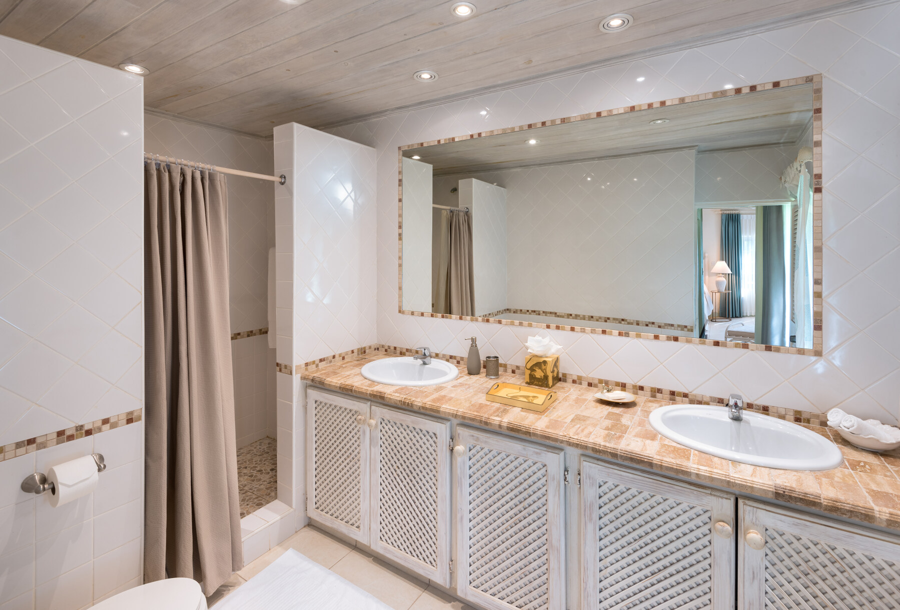 Sandy Lane Anchorage bathroom 1