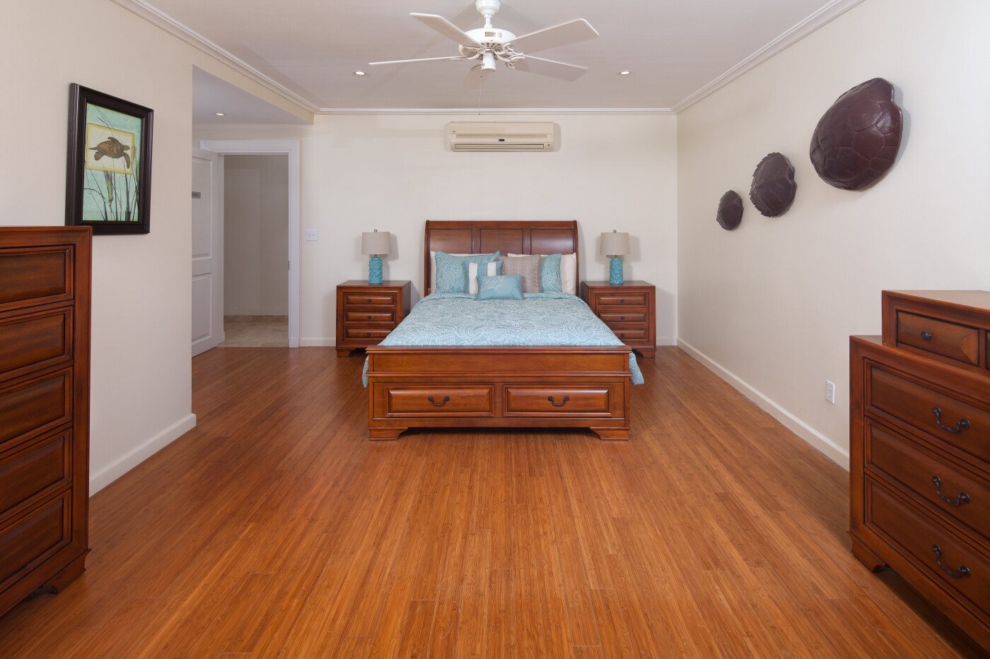 Sugar Hill Monkey Hill Ground Floor Bedroom 2 Turtle Frontjpg