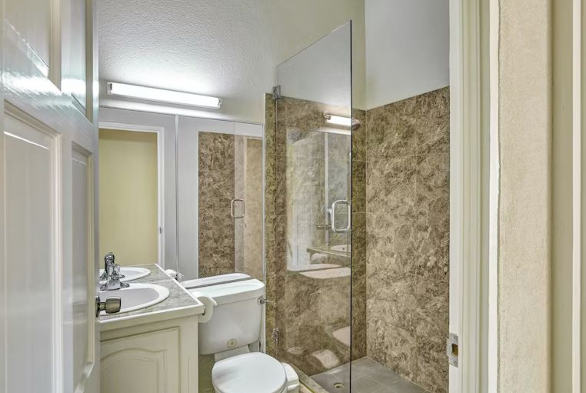 Polamar gardens shower room