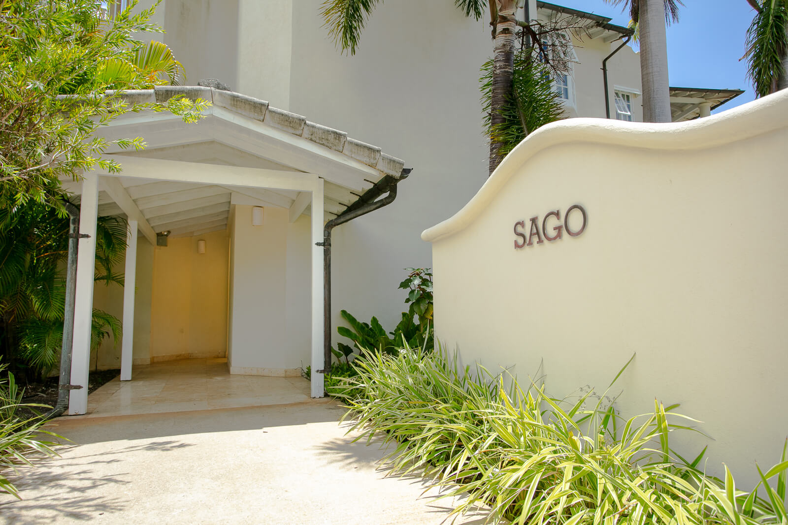 Royal apartment 132 royal westmoreland Sago building