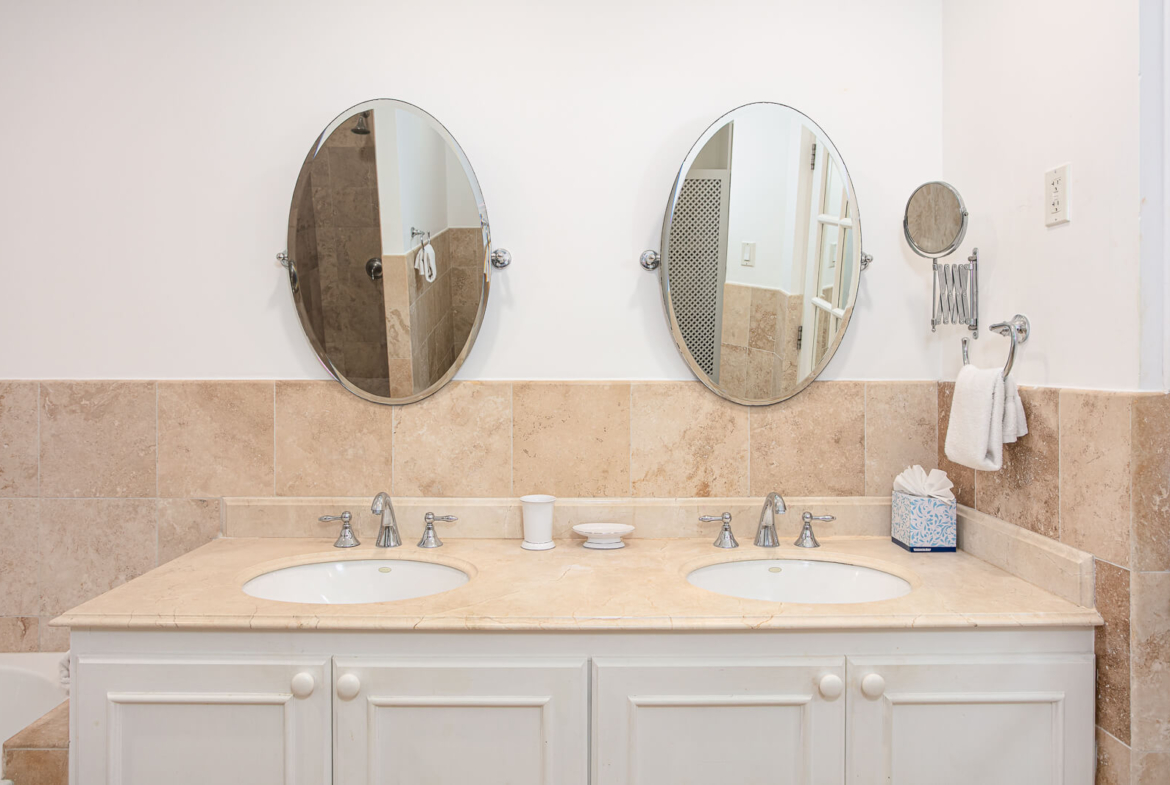 Royal apartment 132 royal westmoreland bathroom double sinks