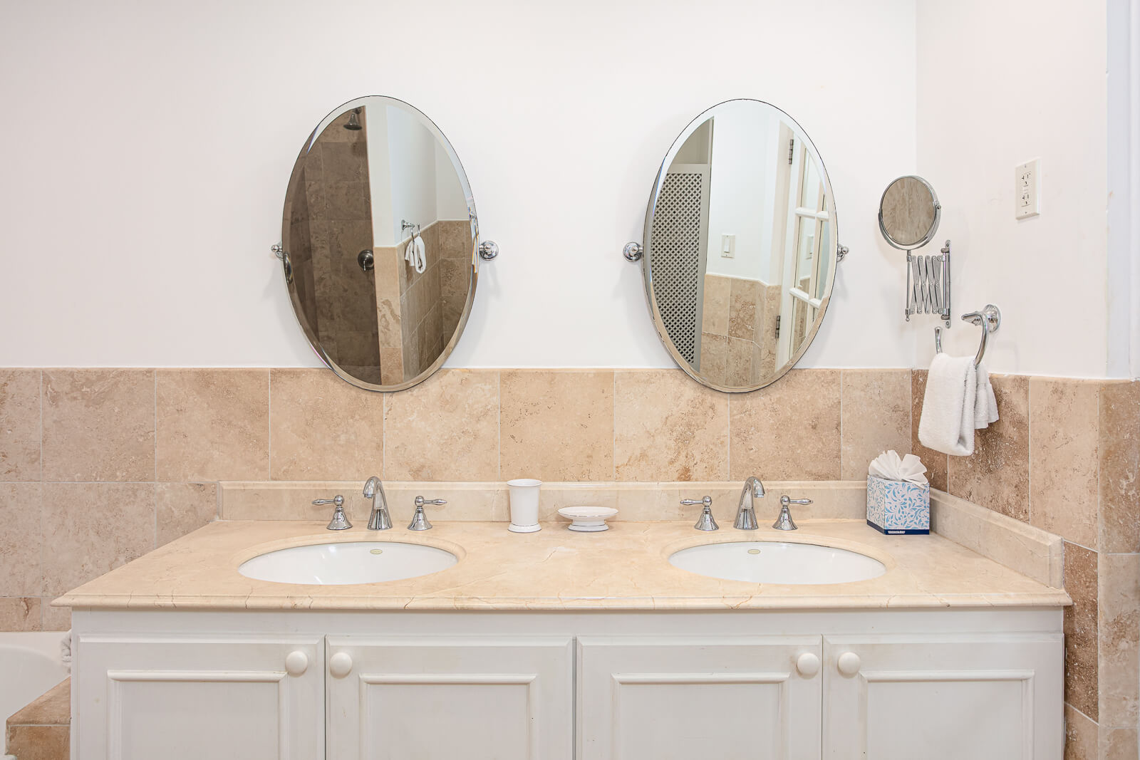 Royal apartment 132 royal westmoreland bathroom double sinks