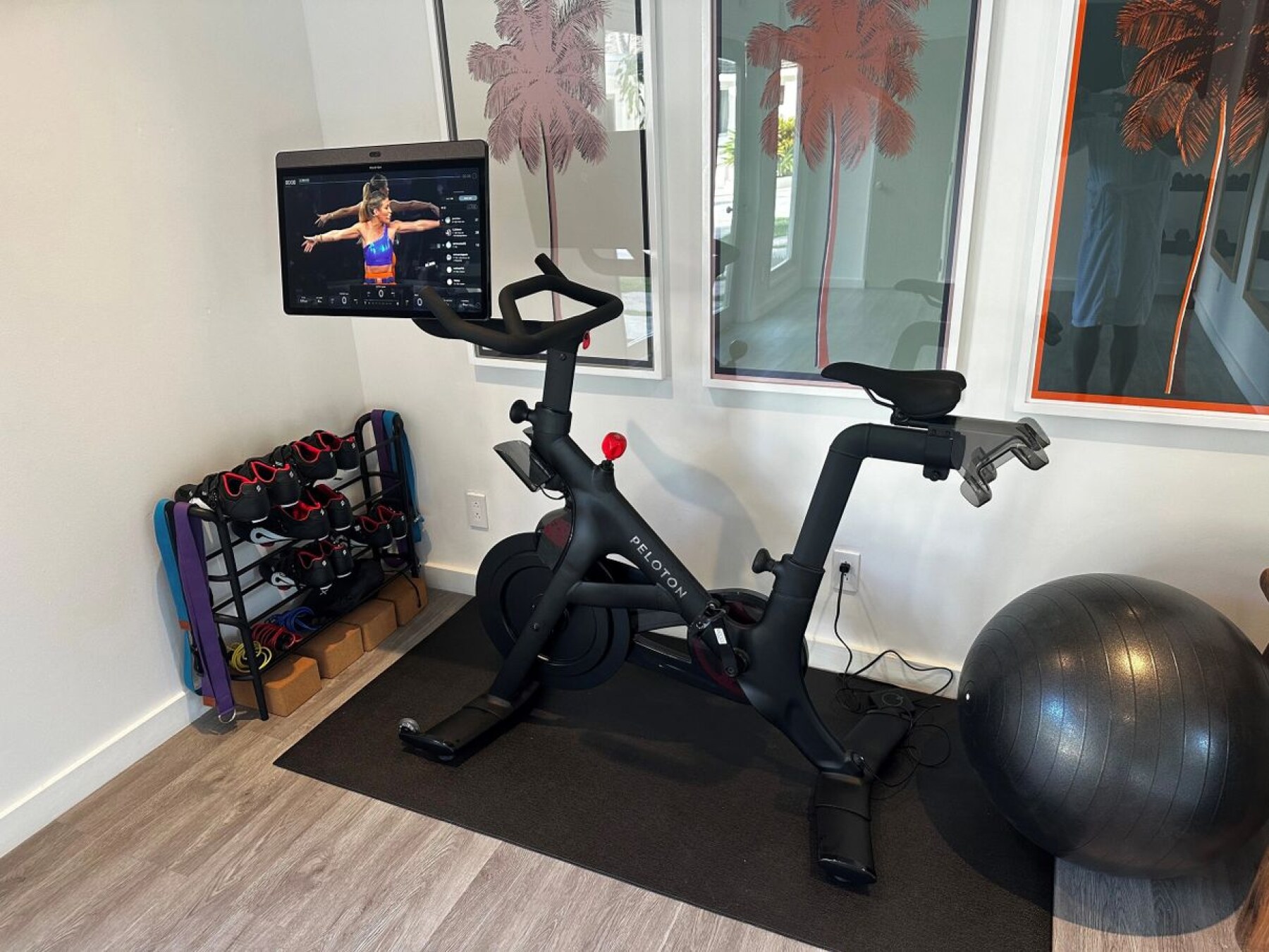 honeycomb house gym