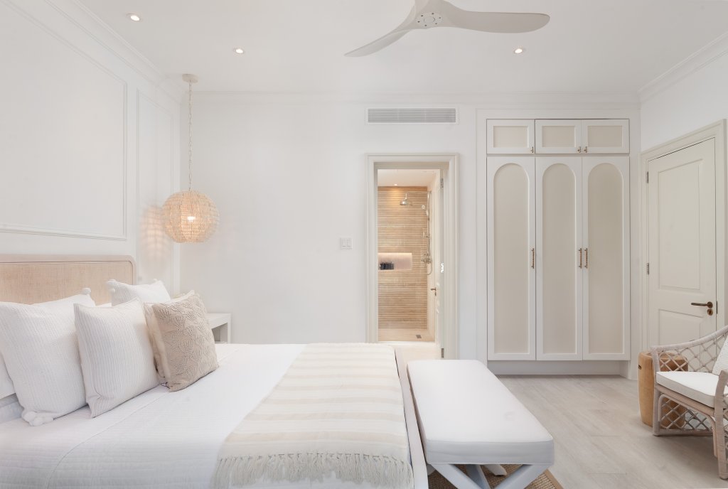 sandy cove 203 beachfront barbados guest bedroom ensuite