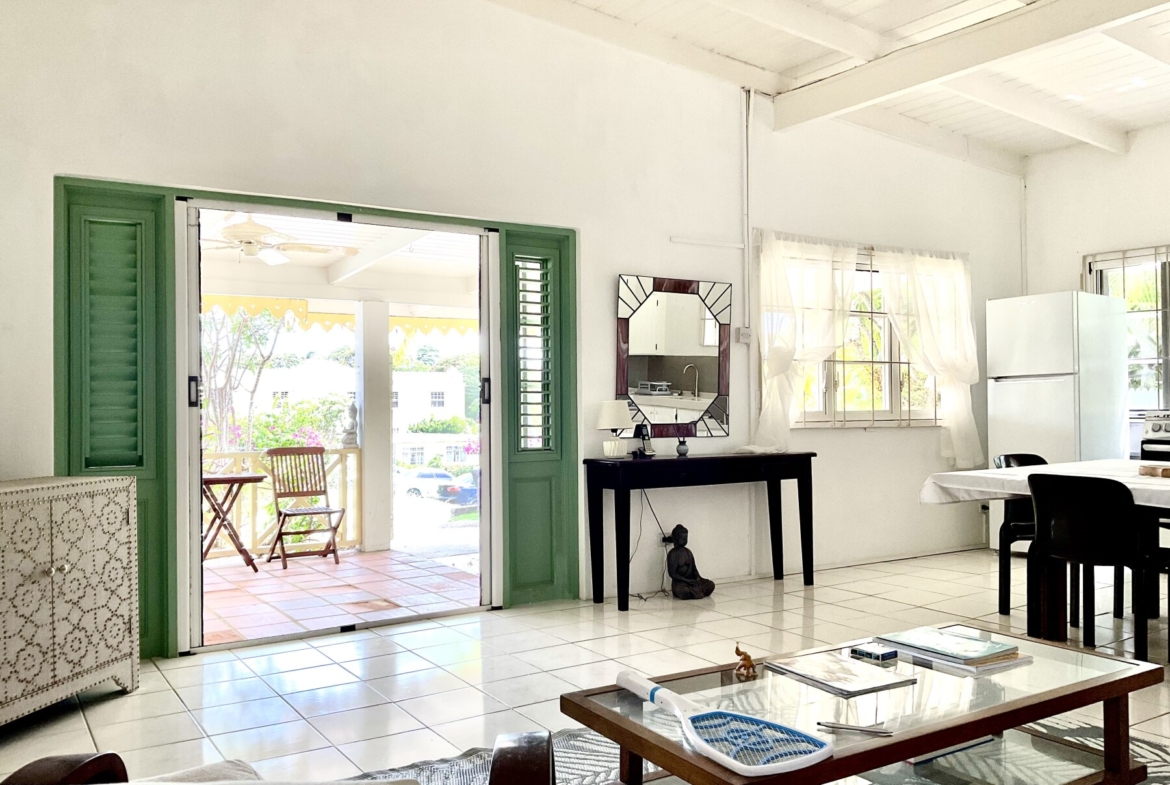Glitter Bay Terrace 2 apartment 1 doors